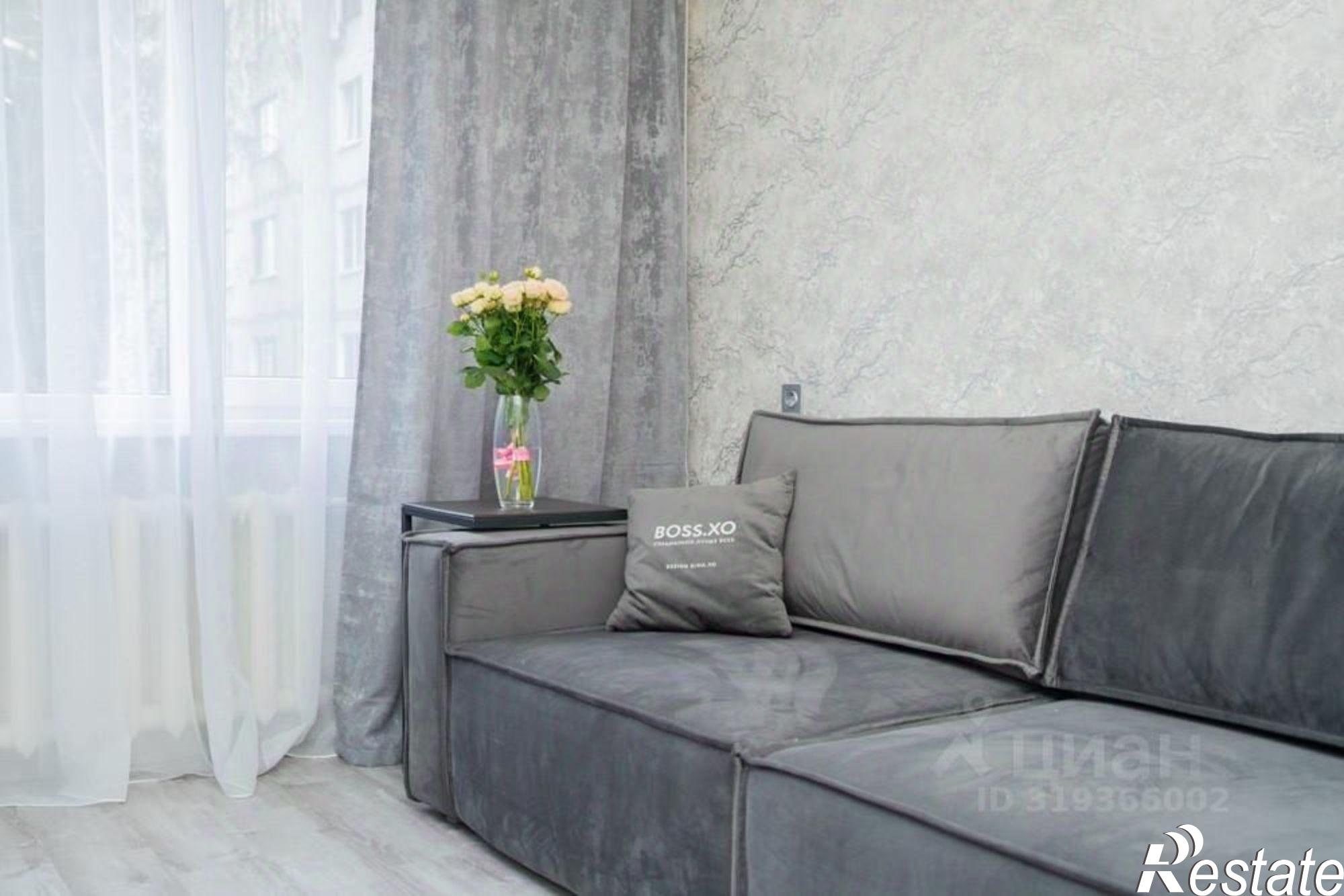 Купить квартиру за 9 890 000 рублей на Воронеж, Средне-Московская улица, 7