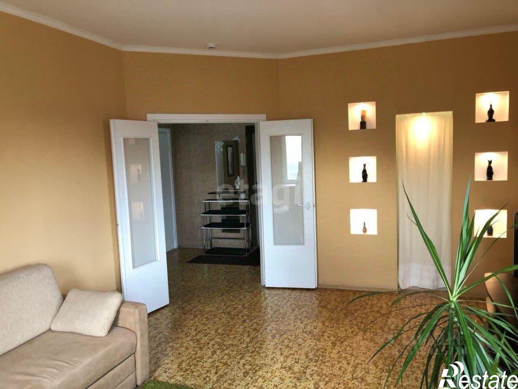 Купить квартиру за 5 880 000 рублей на городской округ Воронеж