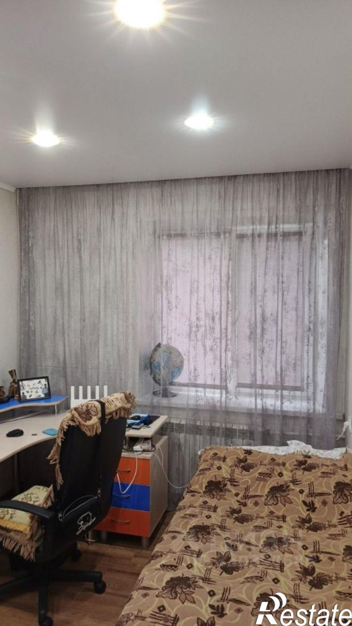3-комн квартира улица Маршака, 49,  д. 49