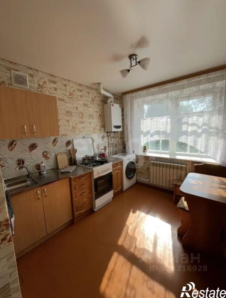 3-комн квартира Заводской пер, 1,  д. 1