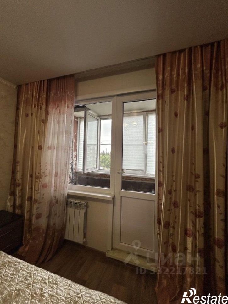 4-комн квартира ул Простеева, 14,  д. 14