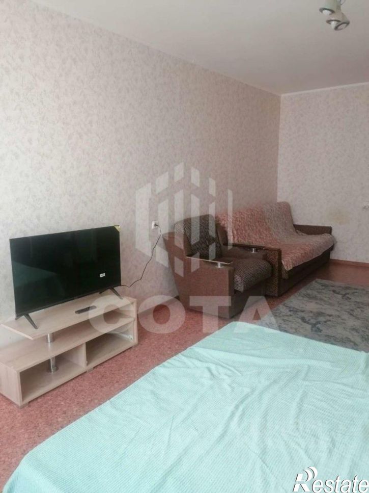 1-комн квартира улица Шишкова,дом 142