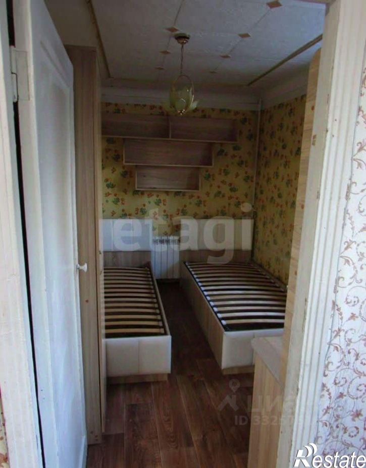 4-комн квартира ул Дзержинского, 15,  д. 15