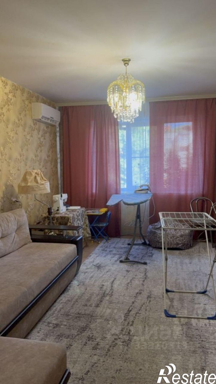 3-комн квартира пр-кт Труда, 12,  д. 12