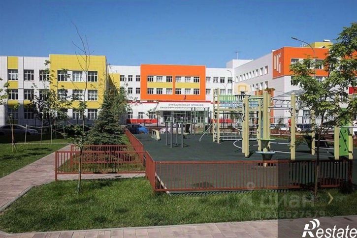 4-комн квартира в новом доме б-р 70 лет Победы, 5,  д. 5