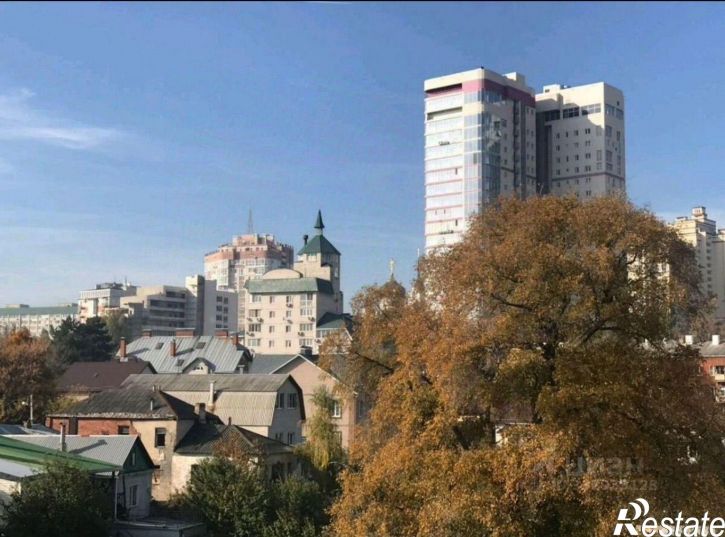 4-комн квартира Воронеж, улица Коммунаров, 23
