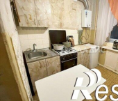 1-комн, 32кв м, этаж 2/5 улица Дзержинского, 15